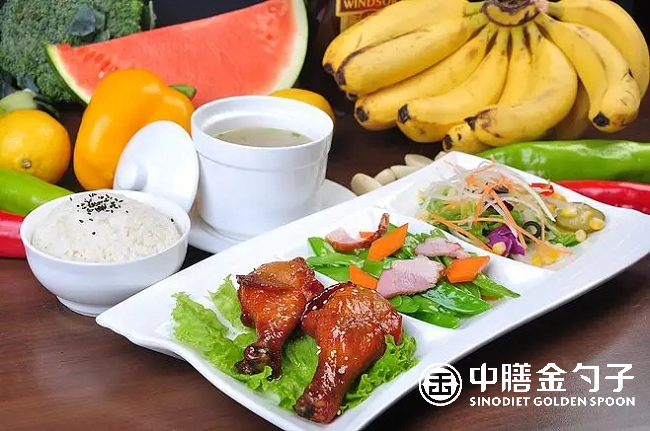 產(chǎn)業(yè)園食堂運(yùn)營(yíng)管理，提升效率與滿足員工需求并重.png